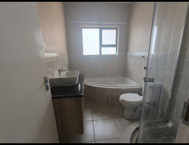 2 BEDROOM TOWNHOUSE RENTED IN RIVERSDALE